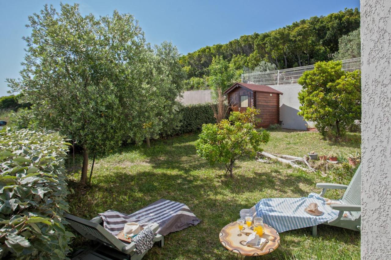 Casa L'Alivi Apartment Luri Bagian luar foto